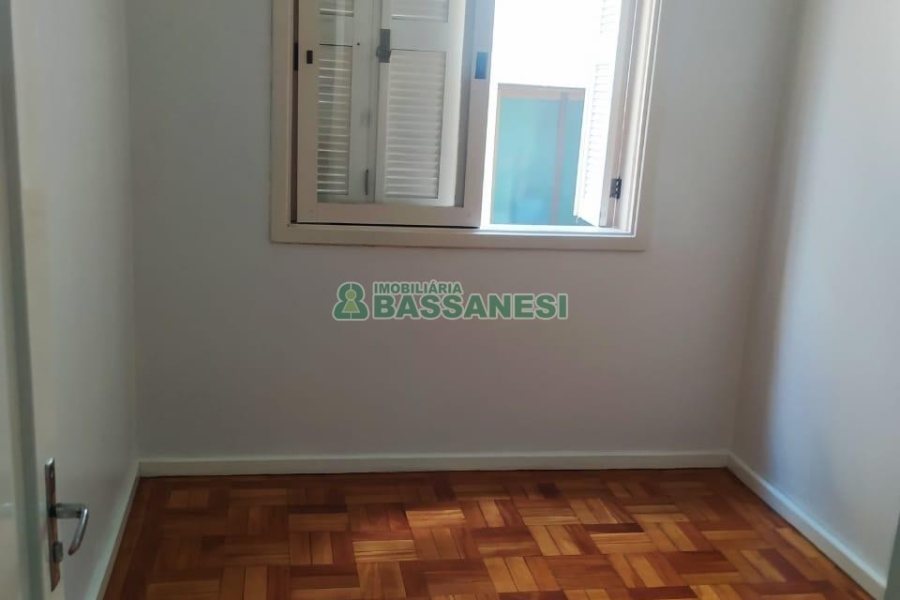 Predio com 344m², 4 dormitórios, no bairro Centro em Caxias do Sul para Comprar