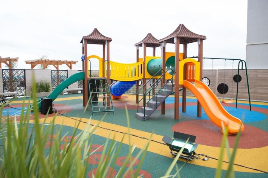 Apartamento com 110m², 3 dormitórios, 2 vagas, no bairro Petrópolis em Caxias do Sul para Comprar