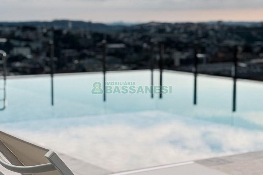 Apartamento com 110m², 3 dormitórios, 2 vagas, no bairro Petrópolis em Caxias do Sul para Comprar