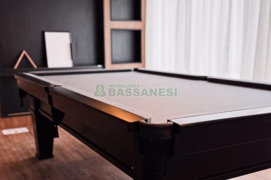 Apartamento com 110m², 3 dormitórios, 2 vagas, no bairro Petrópolis em Caxias do Sul para Comprar