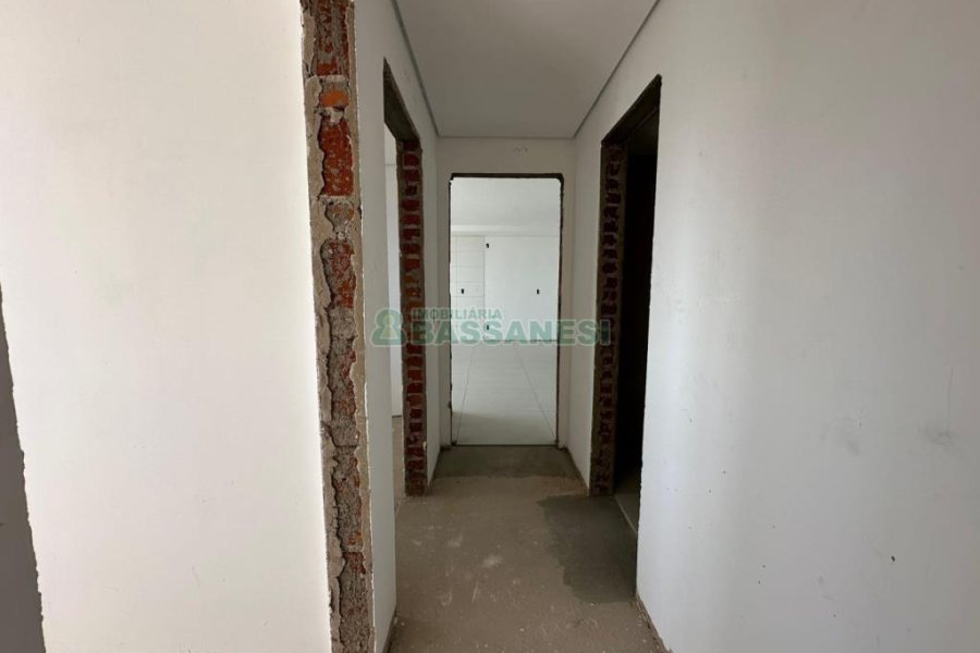 Apartamento com 110m², 3 dormitórios, 2 vagas, no bairro Petrópolis em Caxias do Sul para Comprar