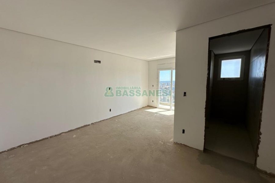 Apartamento com 110m², 3 dormitórios, 2 vagas, no bairro Petrópolis em Caxias do Sul para Comprar