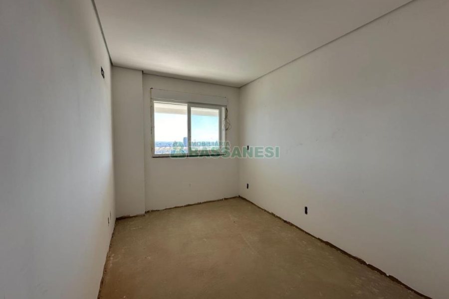 Apartamento com 110m², 3 dormitórios, 2 vagas, no bairro Petrópolis em Caxias do Sul para Comprar