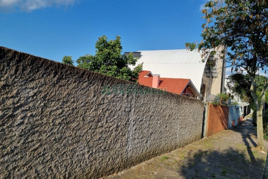 Terreno, no bairro Universitário em Caxias do Sul para Comprar