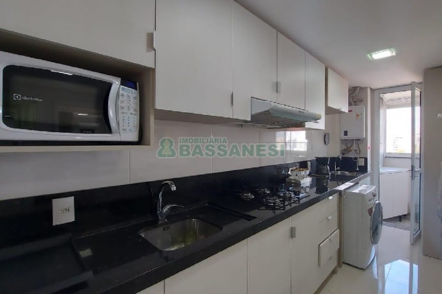 Apto Mobiliado com 49m², 1 dormitório, 1 vaga, no bairro Villagio Iguatemi em Caxias do Sul para Alugar