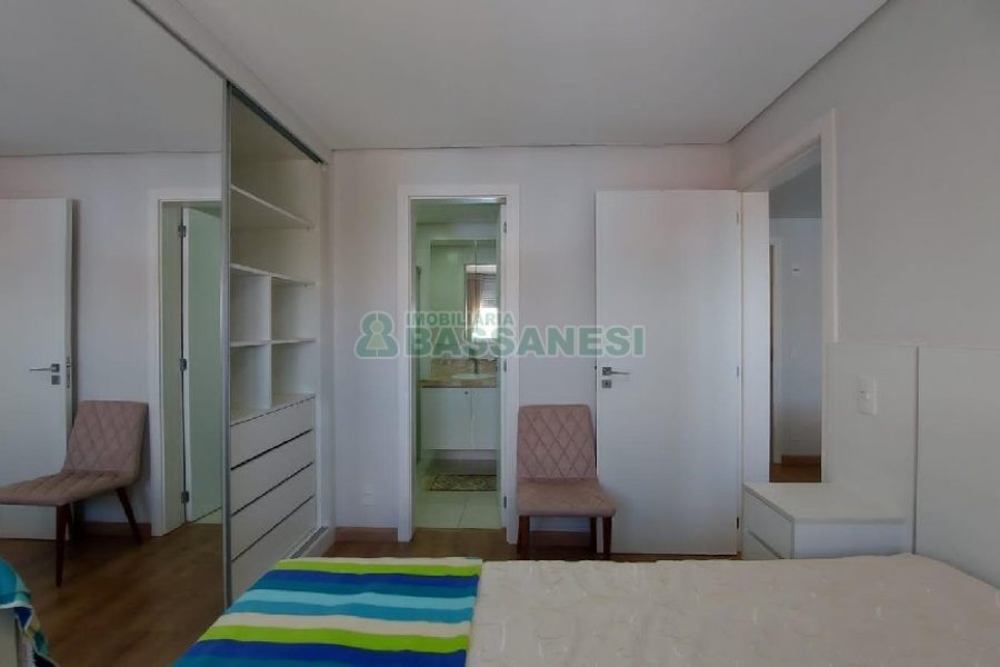 Apto Mobiliado com 49m², 1 dormitório, 1 vaga, no bairro Villagio Iguatemi em Caxias do Sul para Alugar