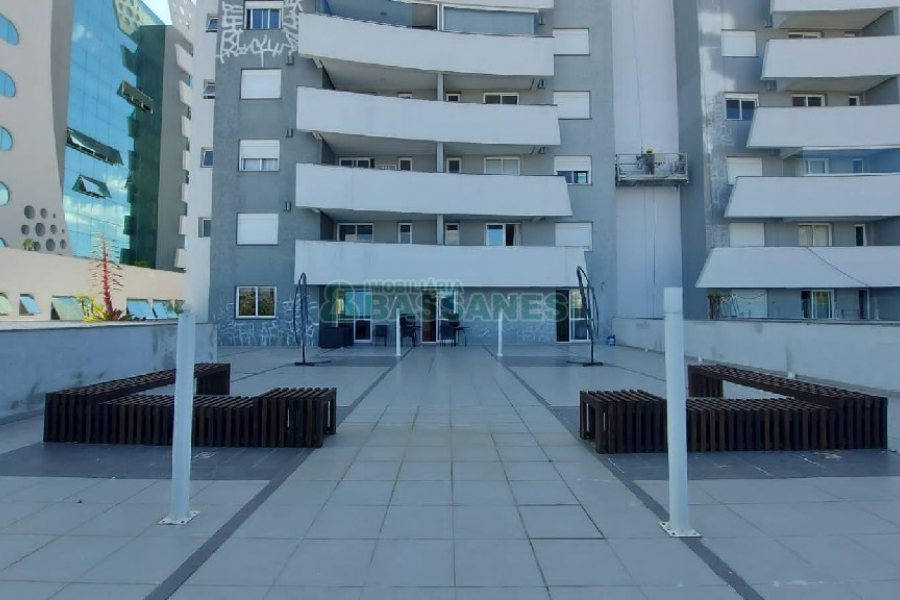 Apto Mobiliado com 49m², 1 dormitório, 1 vaga, no bairro Villagio Iguatemi em Caxias do Sul para Alugar