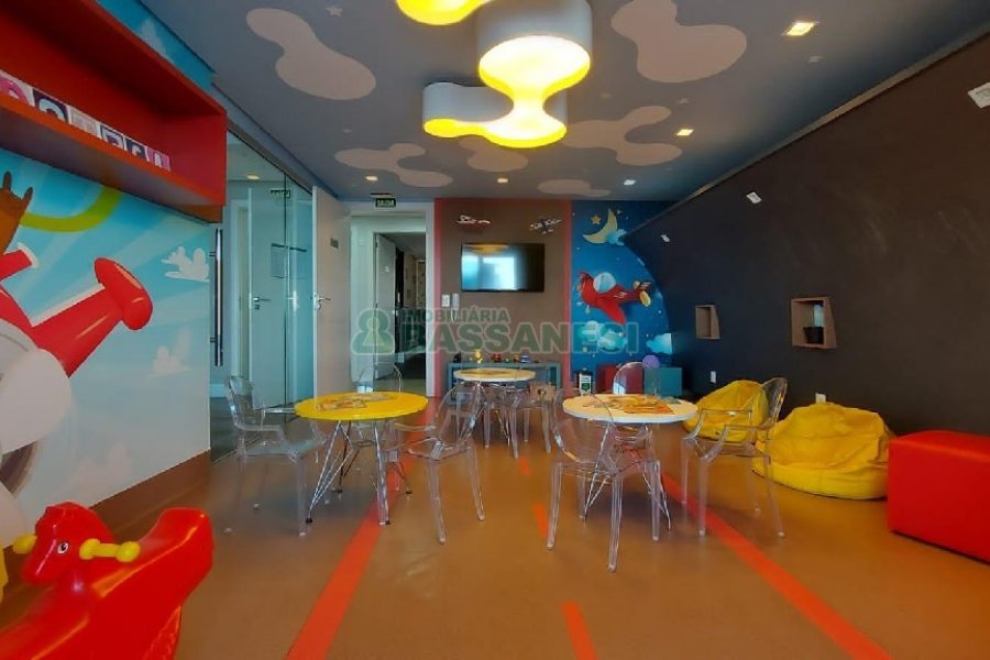 Apto Mobiliado com 49m², 1 dormitório, 1 vaga, no bairro Villagio Iguatemi em Caxias do Sul para Alugar