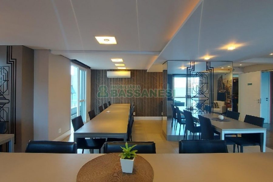 Apto Mobiliado com 49m², 1 dormitório, 1 vaga, no bairro Villagio Iguatemi em Caxias do Sul para Alugar