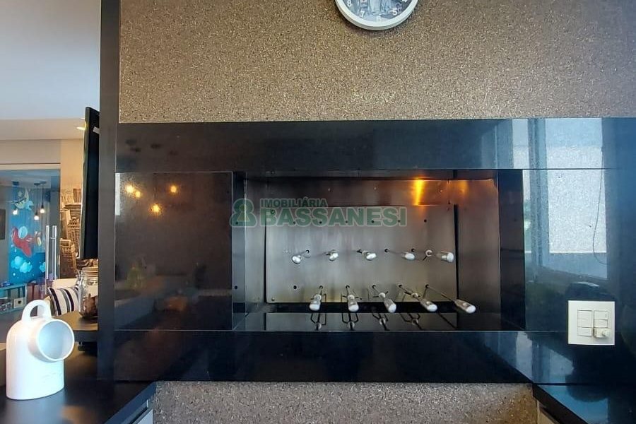 Apto Mobiliado com 49m², 1 dormitório, 1 vaga, no bairro Villagio Iguatemi em Caxias do Sul para Alugar