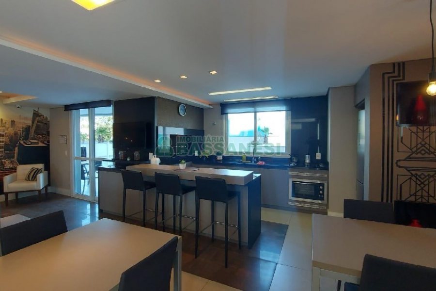 Apto Mobiliado com 49m², 1 dormitório, 1 vaga, no bairro Villagio Iguatemi em Caxias do Sul para Alugar