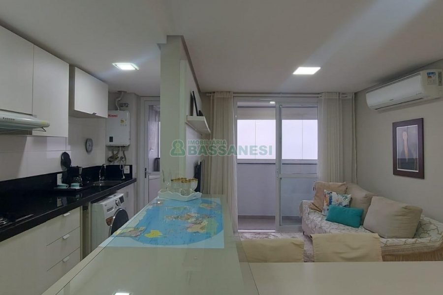 Apto Mobiliado com 49m², 1 dormitório, 1 vaga, no bairro Villagio Iguatemi em Caxias do Sul para Alugar
