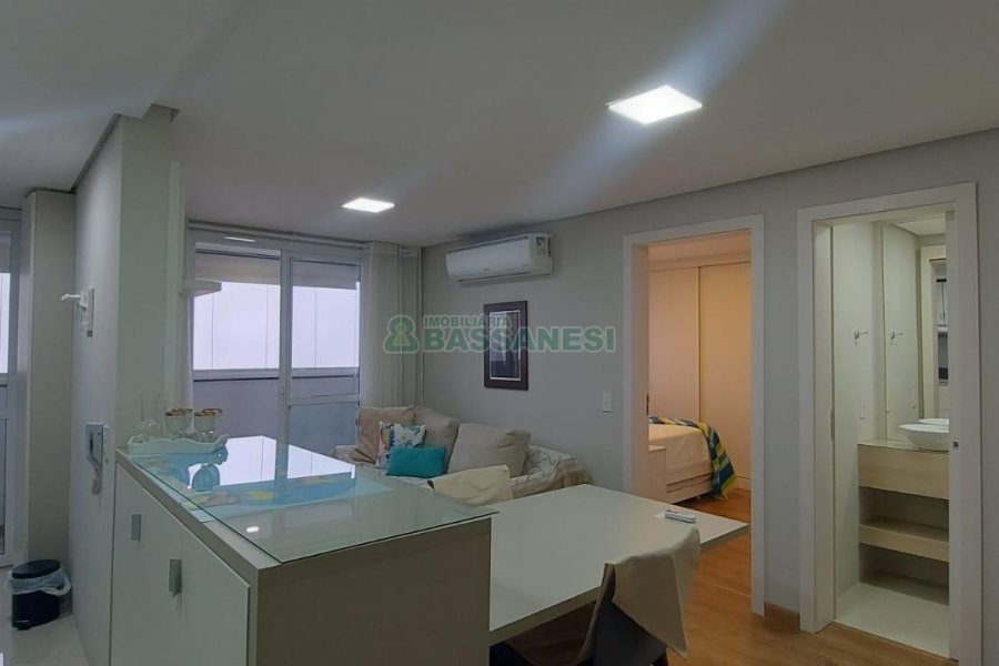 Apto Mobiliado com 49m², 1 dormitório, 1 vaga, no bairro Villagio Iguatemi em Caxias do Sul para Alugar
