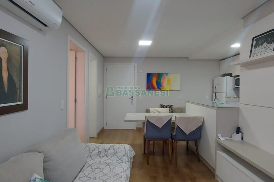 Apto Mobiliado com 49m², 1 dormitório, 1 vaga, no bairro Villagio Iguatemi em Caxias do Sul para Alugar