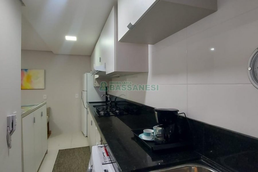 Apto Mobiliado com 49m², 1 dormitório, 1 vaga, no bairro Villagio Iguatemi em Caxias do Sul para Alugar