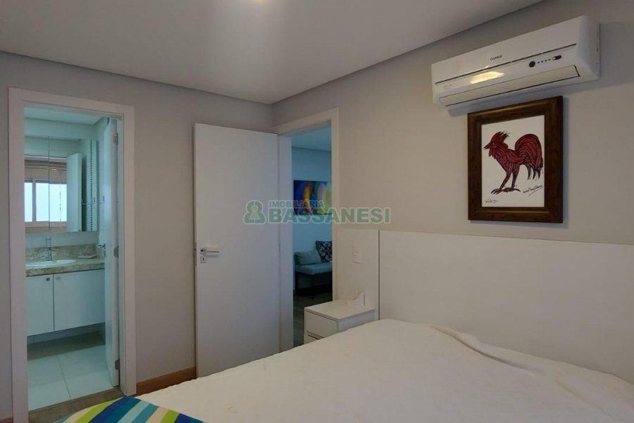 Apto Mobiliado com 49m², 1 dormitório, 1 vaga, no bairro Villagio Iguatemi em Caxias do Sul para Alugar