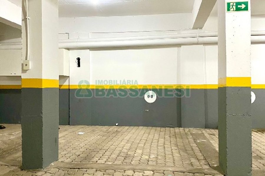 Apartamento com 116m², 3 dormitórios, 1 vaga, no bairro Charqueadas em Caxias do Sul para Comprar