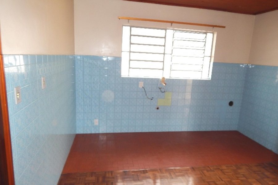 Casa com 180m², 4 dormitórios, 1 vaga, no bairro Lourdes em Caxias do Sul para Alugar