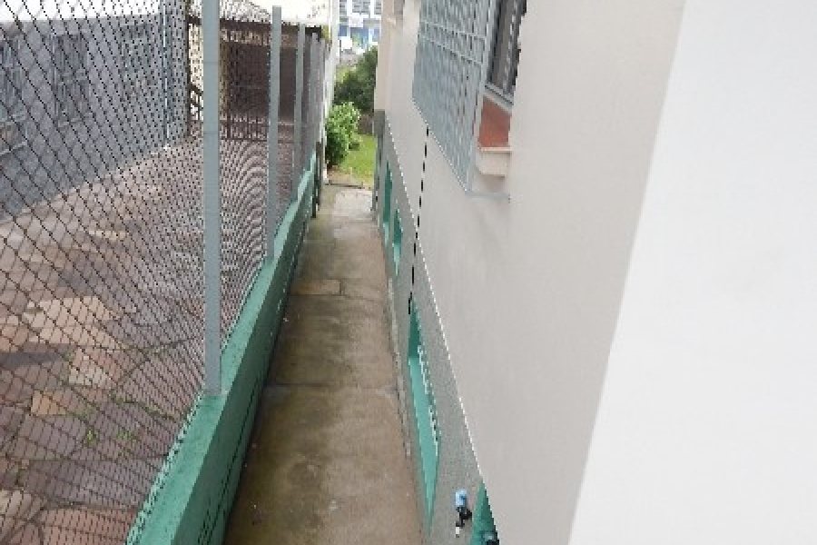 Casa com 180m², 4 dormitórios, 1 vaga, no bairro Lourdes em Caxias do Sul para Alugar