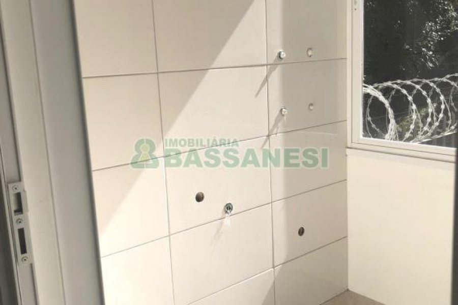 Apartamento com 87m², 2 dormitórios, 1 vaga, no bairro Jardim América em Caxias do Sul para Alugar