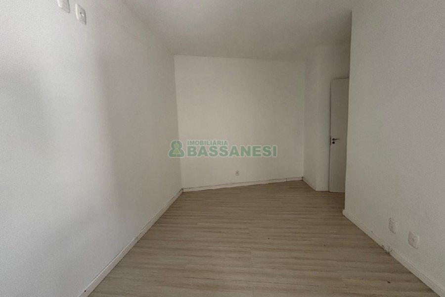 Apartamento com 68m², 2 dormitórios, 1 vaga, no bairro Jardim América em Caxias do Sul para Alugar