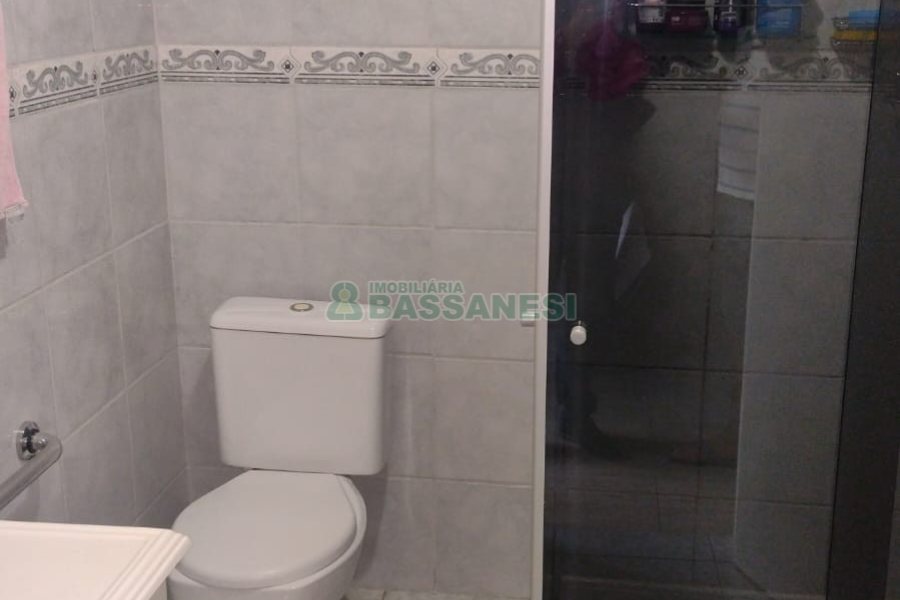 Casa com 125m², 3 dormitórios, 2 vagas, no bairro Desvio Rizzo em Caxias do Sul para Comprar