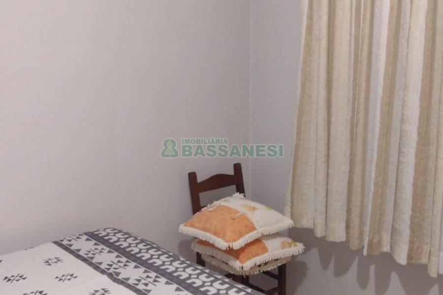 Casa com 125m², 3 dormitórios, 2 vagas, no bairro Desvio Rizzo em Caxias do Sul para Comprar