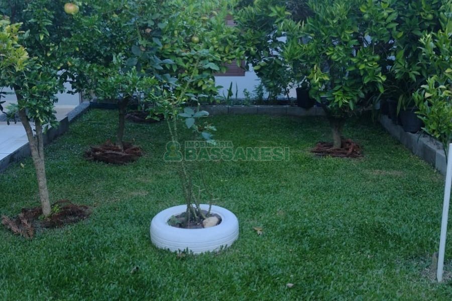 Casa com 125m², 3 dormitórios, 2 vagas, no bairro Desvio Rizzo em Caxias do Sul para Comprar