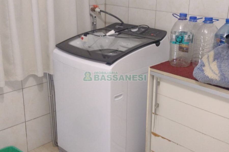 Casa com 125m², 3 dormitórios, 2 vagas, no bairro Desvio Rizzo em Caxias do Sul para Comprar