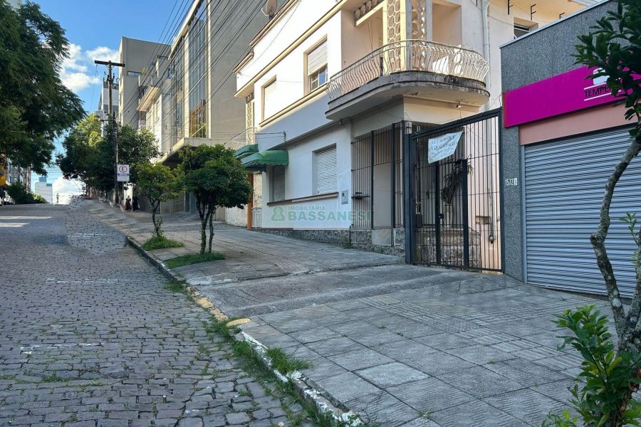 Loja com 20m², no bairro Centro em Caxias do Sul para Alugar