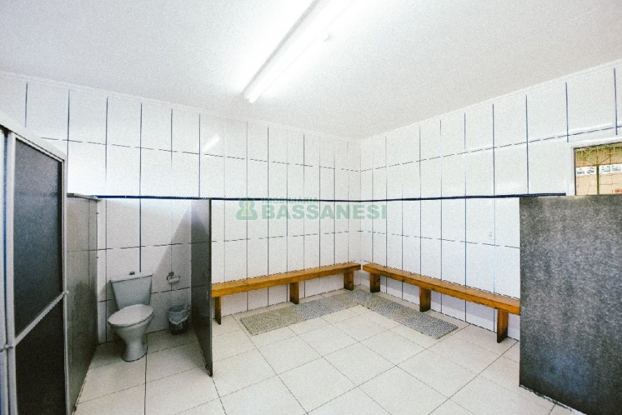 Pavilhão com 1900m², no bairro Santa Catarina em Caxias do Sul para Alugar ou Comprar