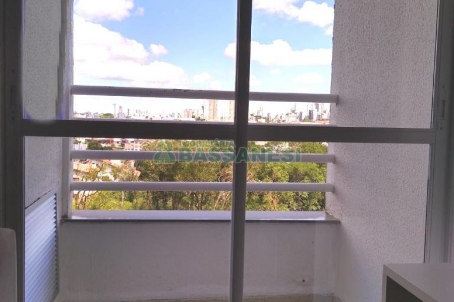 Apto Mobiliado com 49m², 2 dormitórios, 1 vaga, no bairro Bela Vista em Caxias do Sul para Alugar