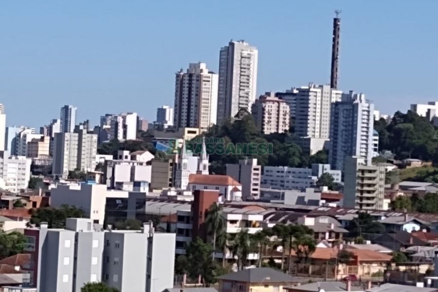 Apto Mobiliado com 49m², 2 dormitórios, 1 vaga, no bairro Bela Vista em Caxias do Sul para Alugar