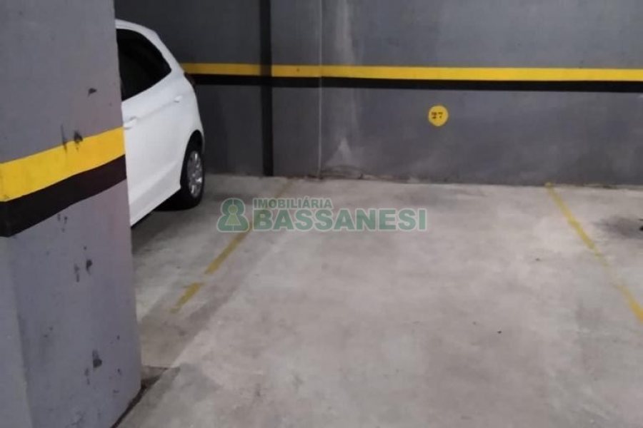 Apto Mobiliado com 49m², 2 dormitórios, 1 vaga, no bairro Bela Vista em Caxias do Sul para Alugar