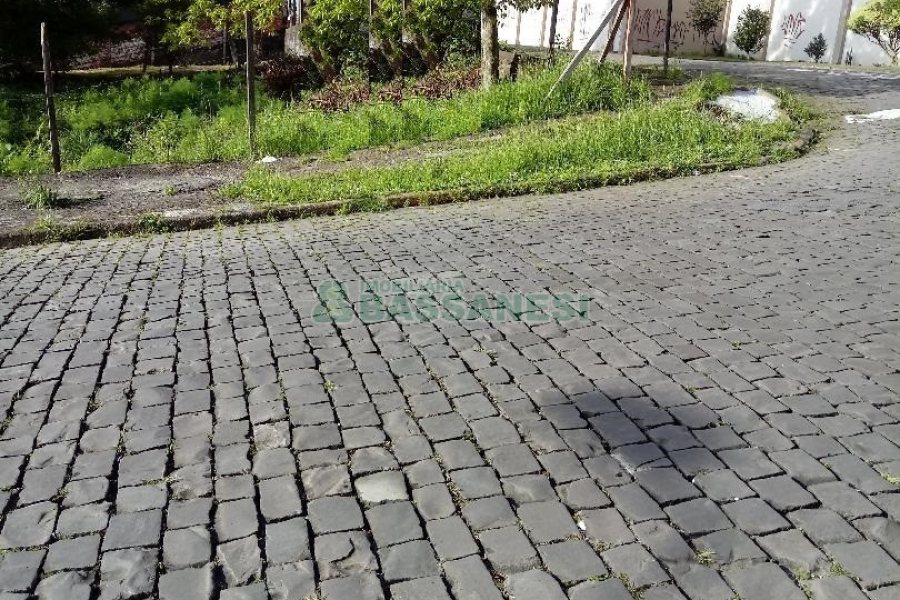 Terreno, no bairro Medianeira em Caxias do Sul para Comprar