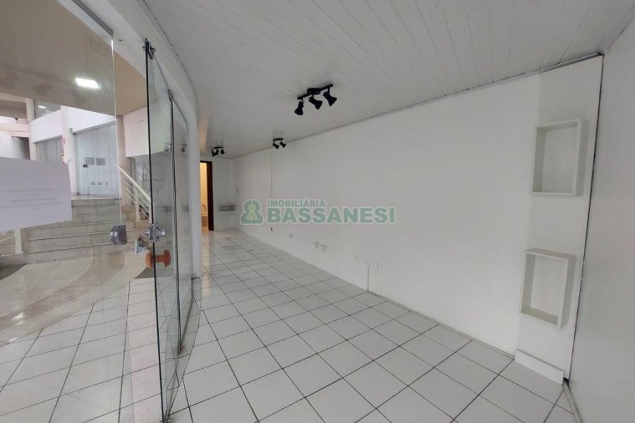 Loja com 23m², no bairro Centro em Caxias do Sul para Alugar