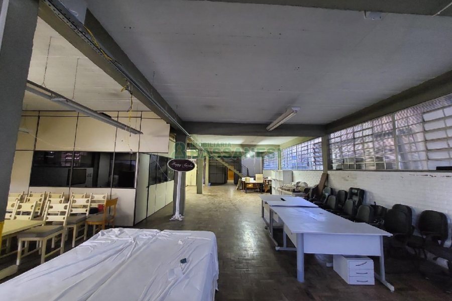 Pavilhão com 480m², no bairro Pio X em Caxias do Sul para Alugar