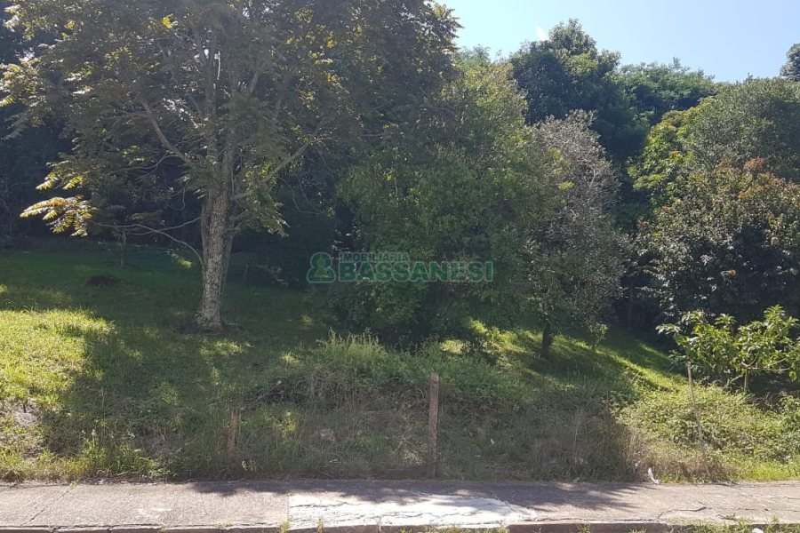 Terreno, no bairro Panazzolo em Caxias do Sul para Comprar