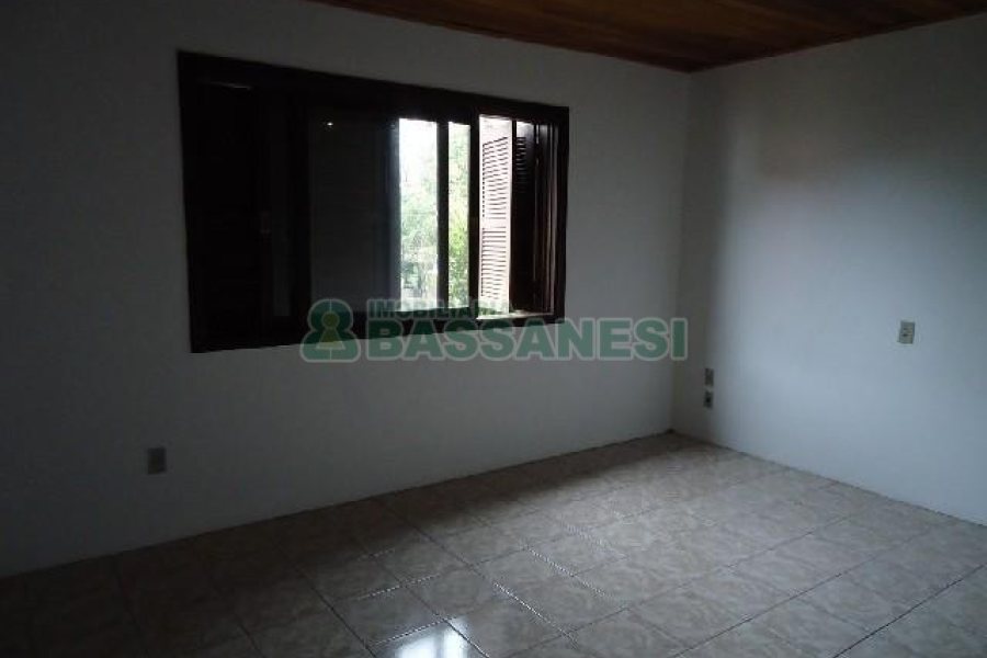 Casa com 242m², 5 dormitórios, 2 vagas, no bairro Esplanada em Caxias do Sul para Comprar