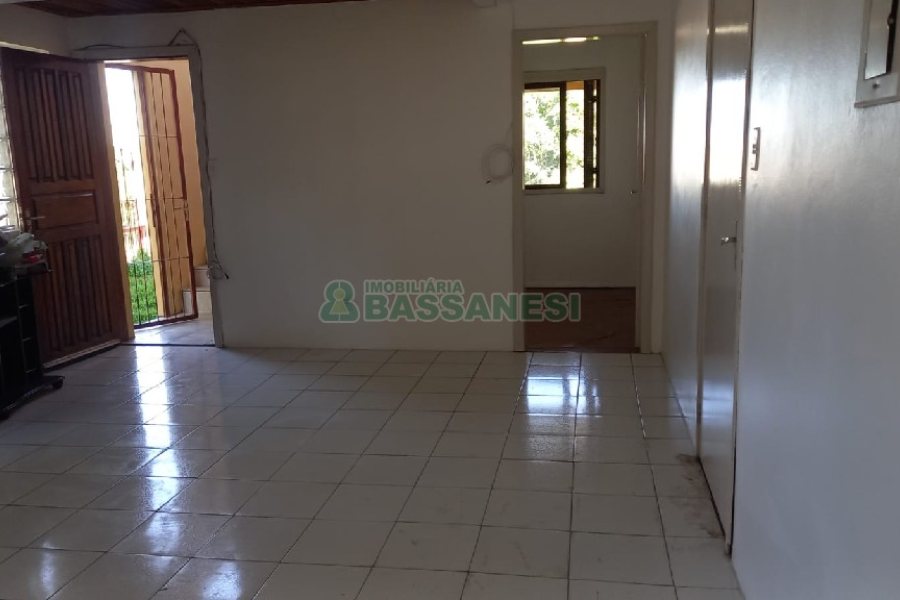 Casa com 242m², 5 dormitórios, 2 vagas, no bairro Esplanada em Caxias do Sul para Comprar