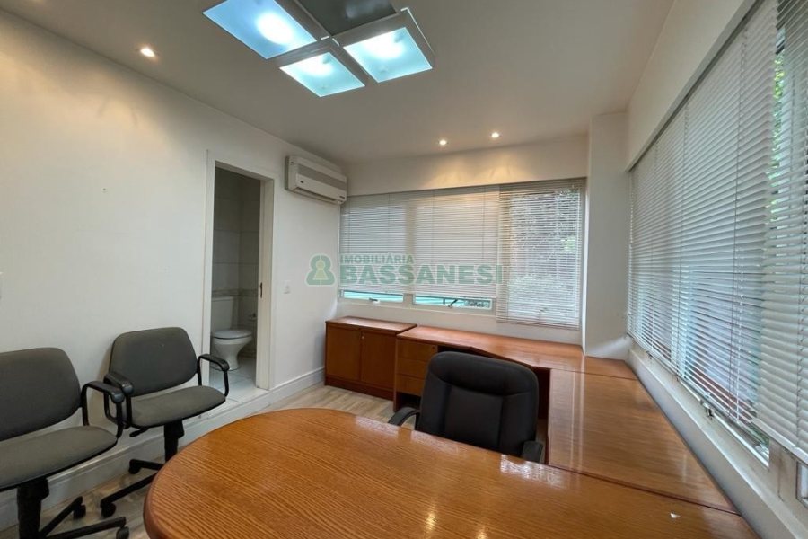 Loja com 92m², no bairro Jardim América em Caxias do Sul para Alugar