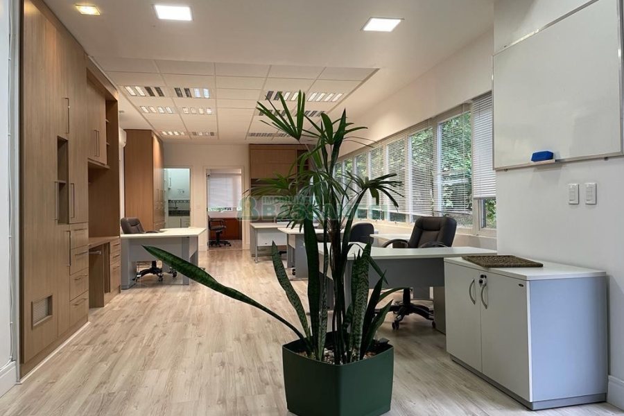 Loja com 92m², no bairro Jardim América em Caxias do Sul para Alugar