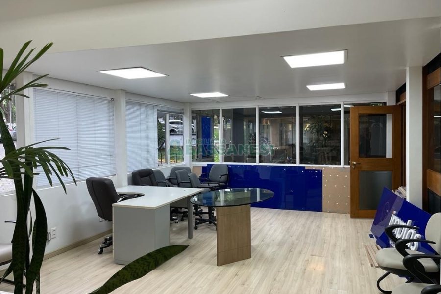 Loja com 92m², no bairro Jardim América em Caxias do Sul para Alugar