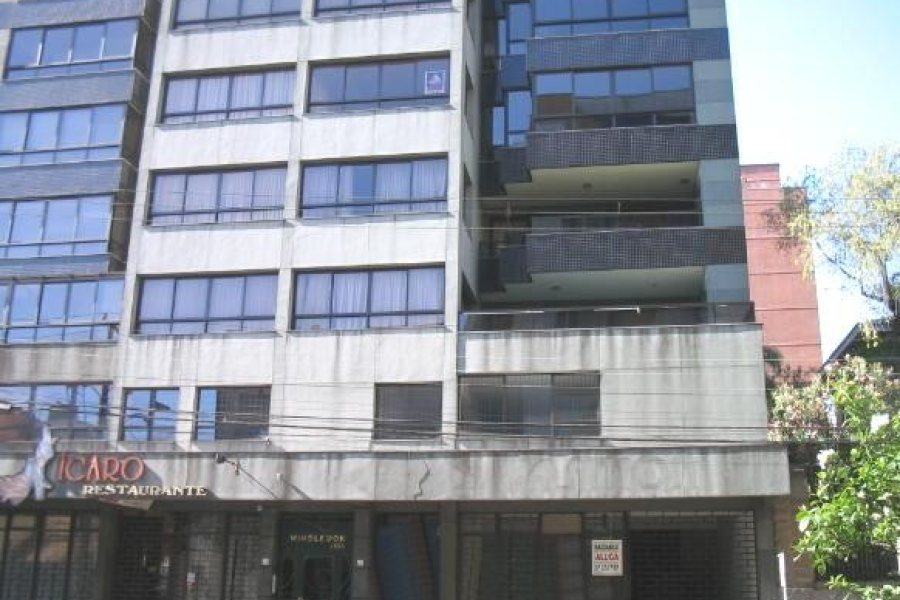 Loja com 500m², no bairro Centro em Caxias do Sul para Alugar