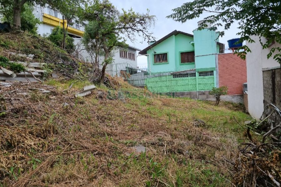 Terreno, no bairro Panazzolo em Caxias do Sul para Comprar