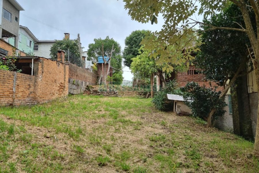 Terreno, no bairro Panazzolo em Caxias do Sul para Comprar