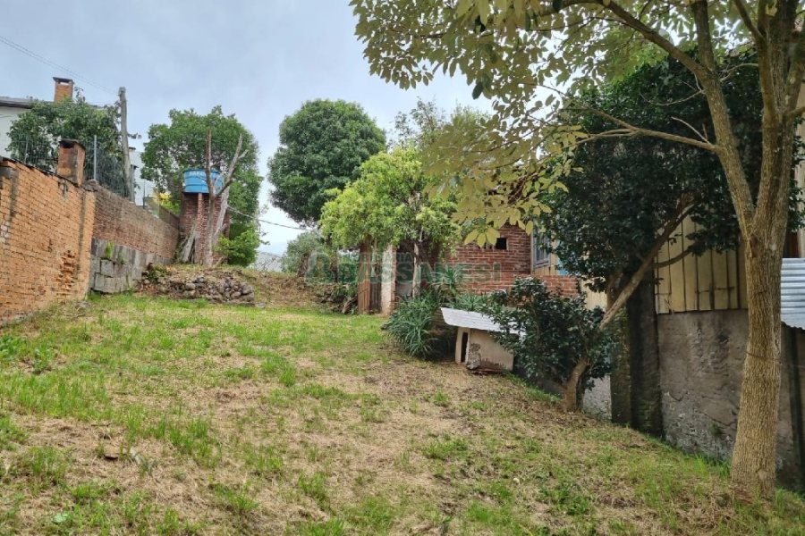 Terreno, no bairro Panazzolo em Caxias do Sul para Comprar