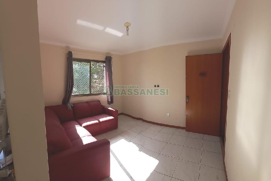 Apto Mobiliado com 65m², 2 dormitórios, 1 vaga, no bairro Petrópolis em Caxias do Sul para Alugar
