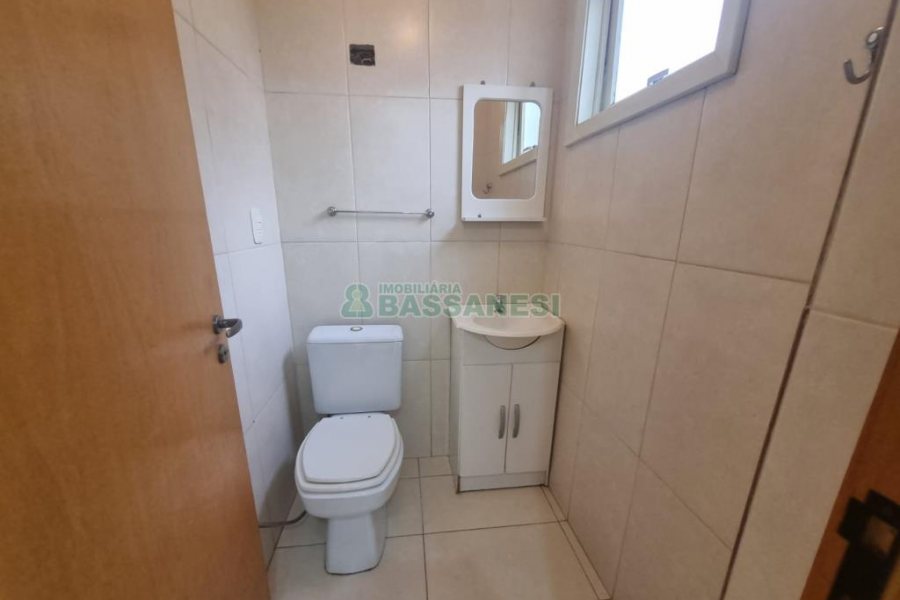 Apartamento com 110m², 3 dormitórios, 1 vaga, no bairro Cruzeiro em Caxias do Sul para Alugar