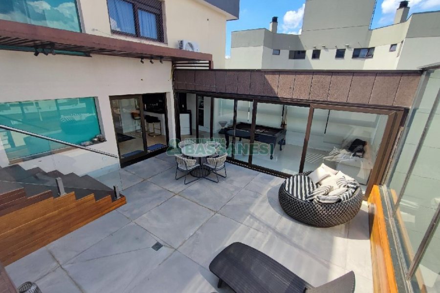 Apto Mobiliado com 304m², 3 dormitórios, 5 vagas, no bairro São Pelegrino em Caxias do Sul para Alugar